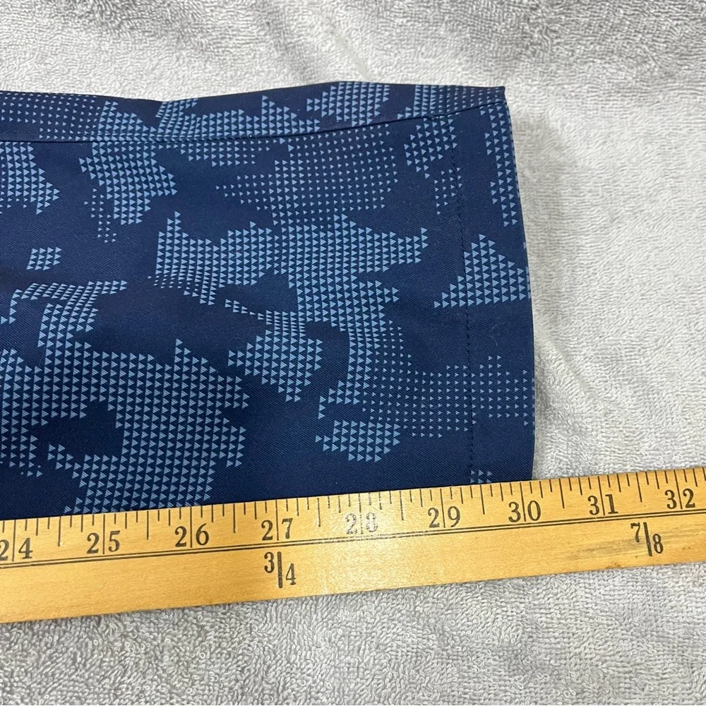 Under Armour Match Play Pants Boys 16 Blue Camoflauge Loose Fit Golf - Picture 8 of 8